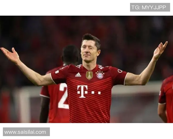 莱万回归老东家首战遭拜仁球迷嘘声四起引发热议